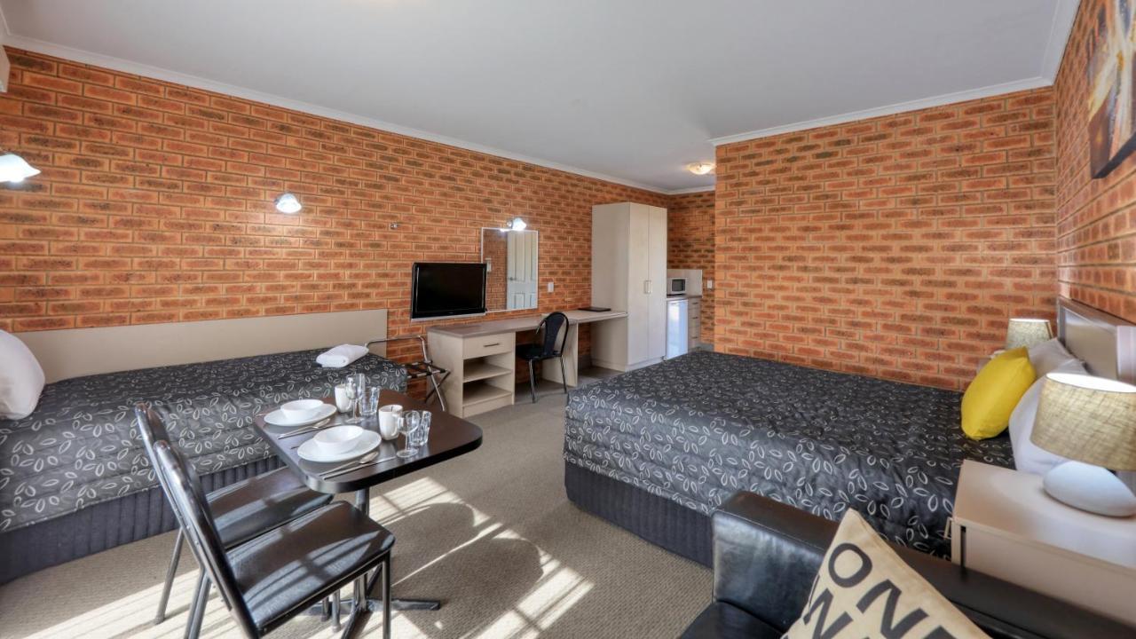 Glider City Motel Benalla Exterior photo
