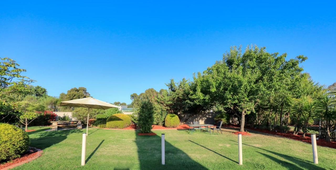 Glider City Motel Benalla Exterior photo