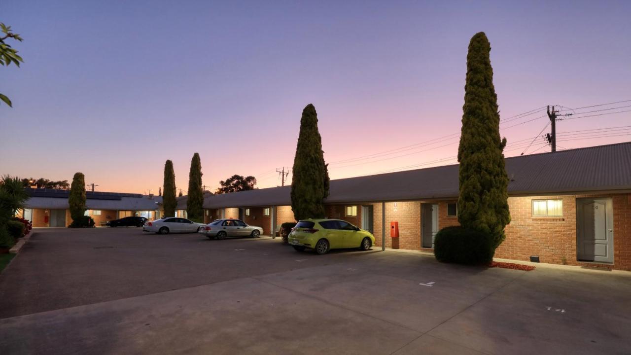 Glider City Motel Benalla Exterior photo